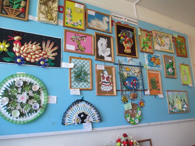ВЫставка-деских-работ-в-с-Черный-яр