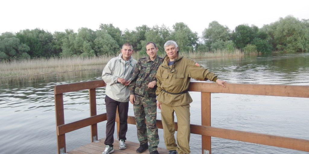 Специалисты хироптерологи (слева на право) А. Лукьяненко, Д.Б. Смирнов и В.П. Вехник