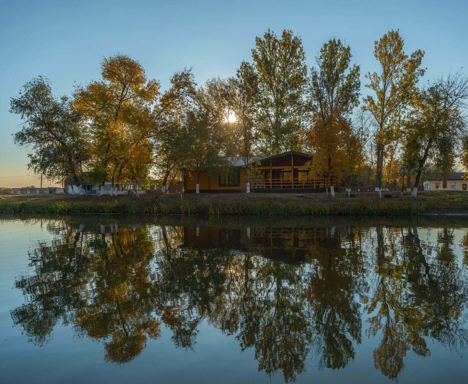 Центральный кордон Дамчикского участка, Фёдор Лашков